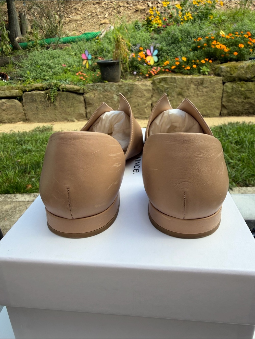 Vince Darlington Women's Pointed V-Slit Slip-On d’Orsay Flats in Nude - Picture 5 of 9
